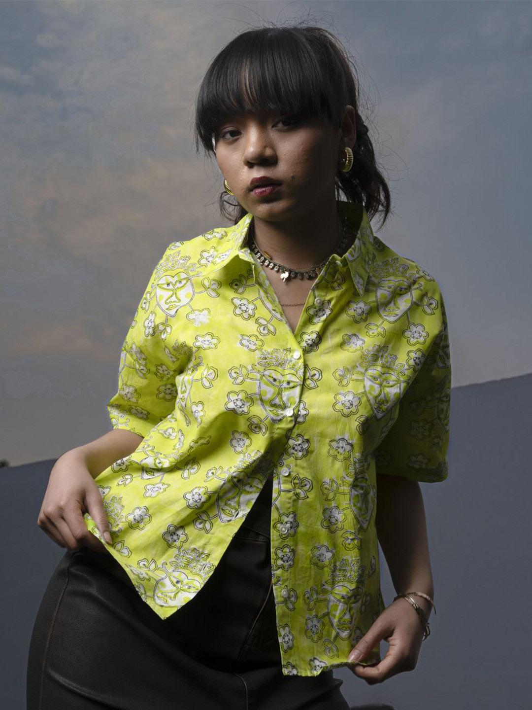 

WildMoss Women Comfort Boxy Fit Spread Collar Conversational Printed Cotton Casual Shirt, Lime green