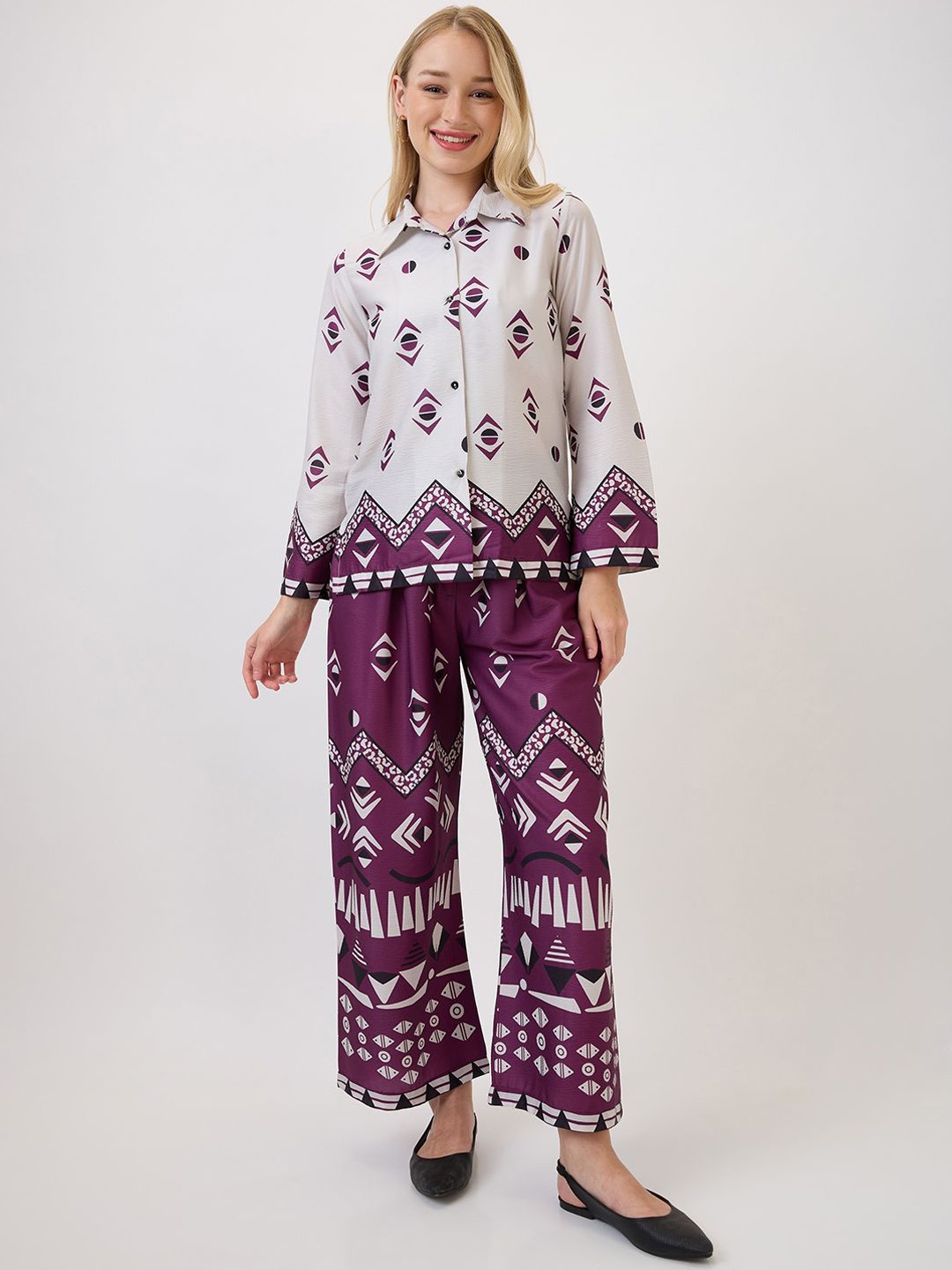 

AmarAsha Geometric Printed Long Sleeves Shirt With Palazzo, Purple