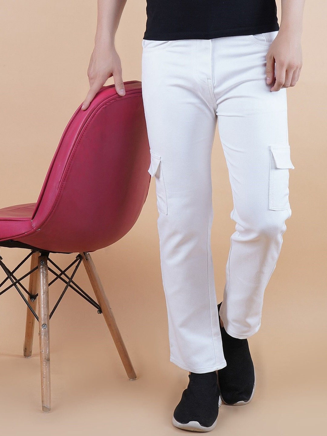 

LINARIA Men Cotton Classic Jogger Mildly Distressed Stretchable Jeans, White