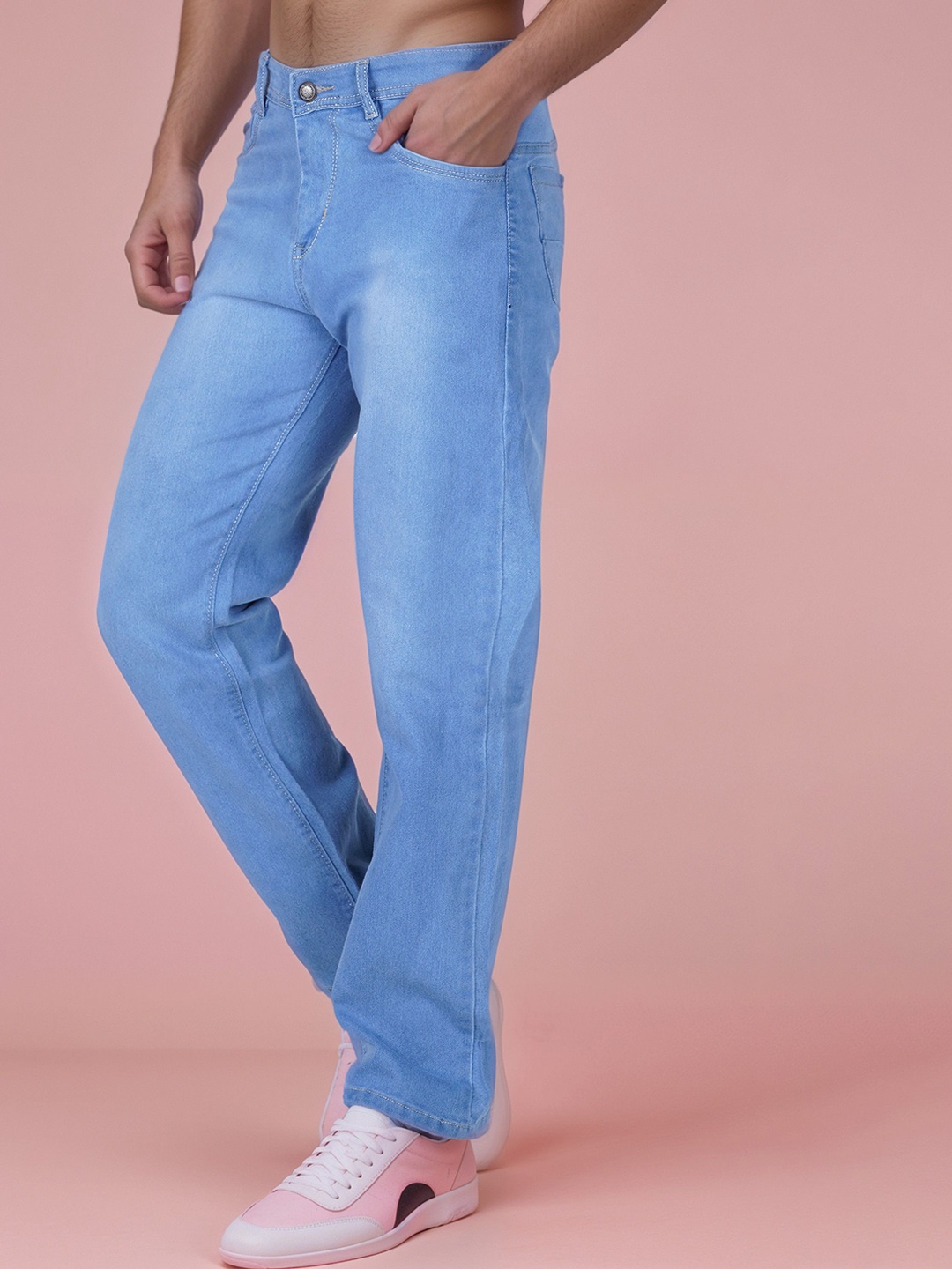 

LINARIA Men Classic Relaxed Fit Light Fade Jeans, Blue