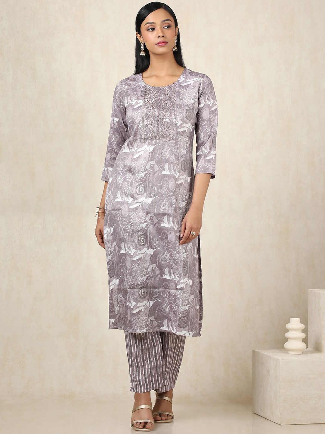 

Soch Ethnic Motifs Printed Thread Work Round Neck Straight Kurta With Trousers, Purple
