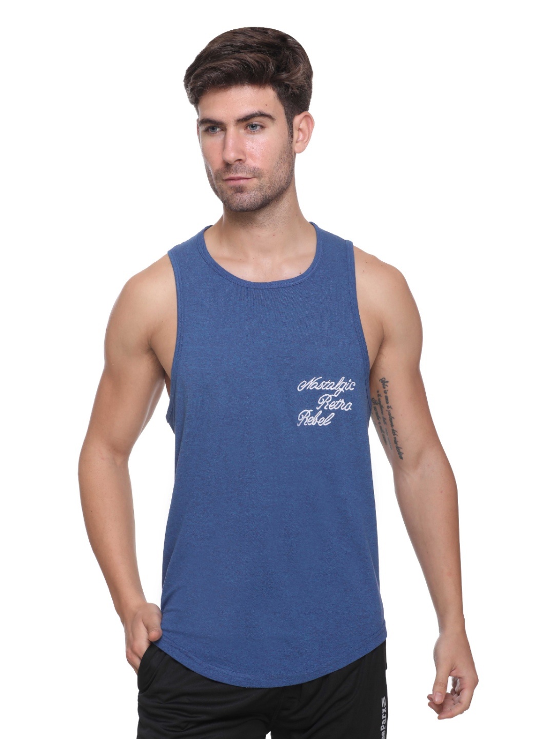 

Colors and Blends Men Printed T-shirt, Blue