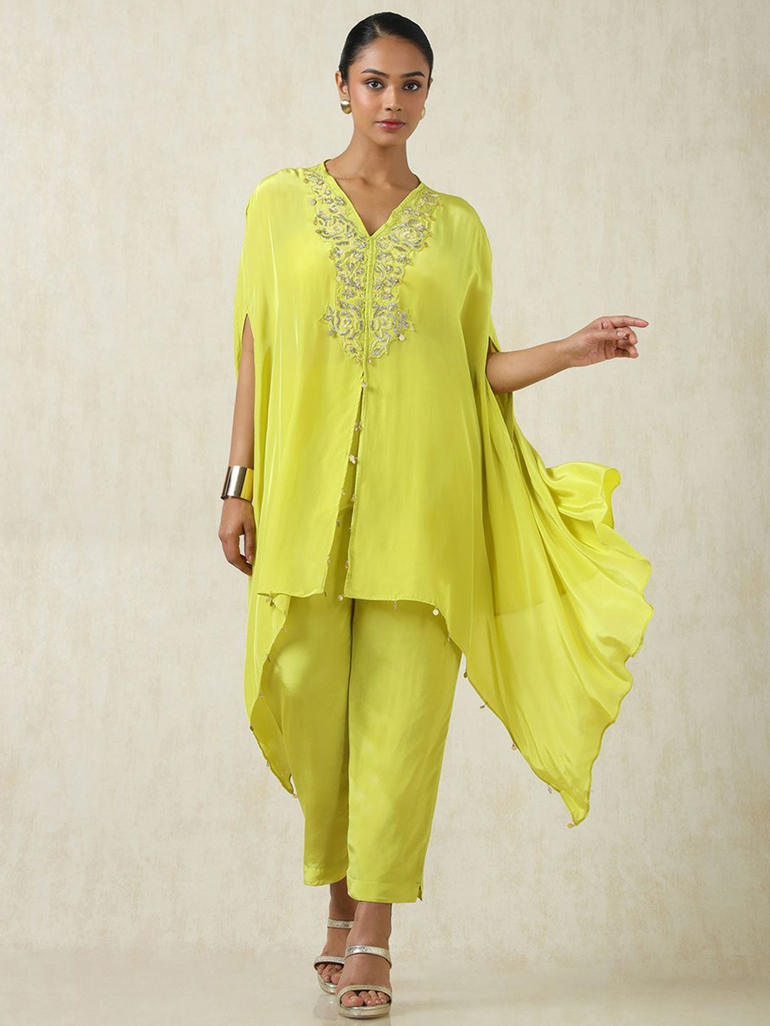 

Soch Floral Yoke Design V Neck Beads and Stones Silk Crepe Kaftan Kurti With Trousers, Green
