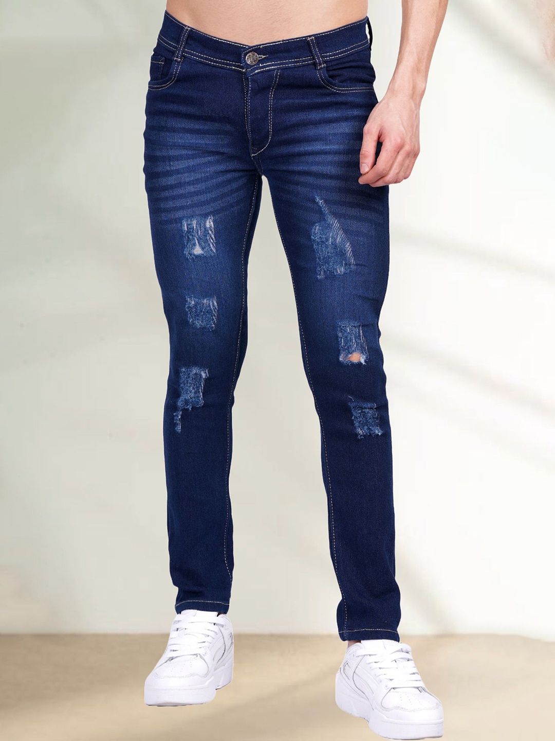 

LINARIA Men Classic Slim Fit Mildly Distressed Light Fade Jeans, Blue