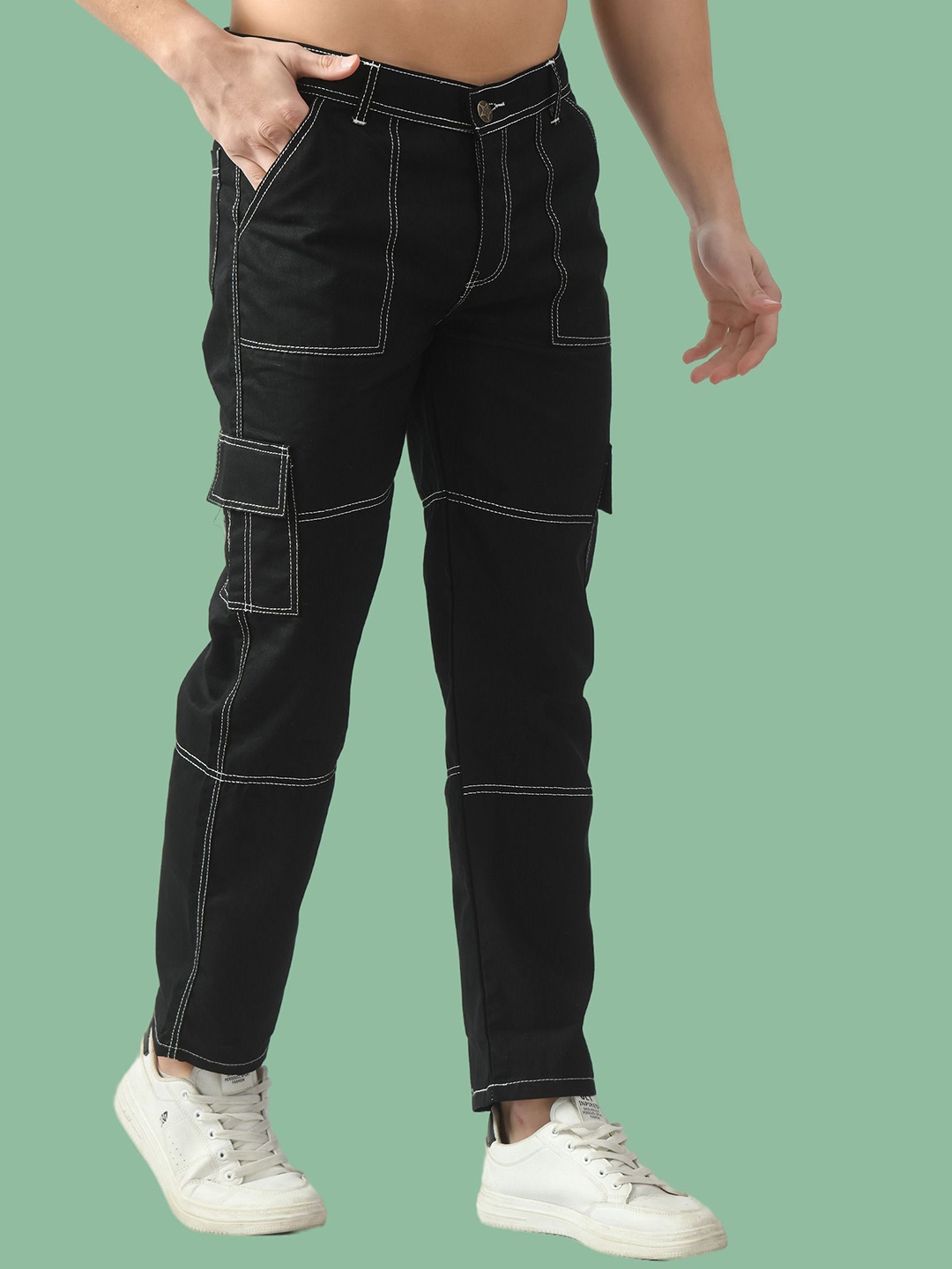 

LINARIA Men Classic Mid-Rise Regular Fit Clean Look Jeans, Black
