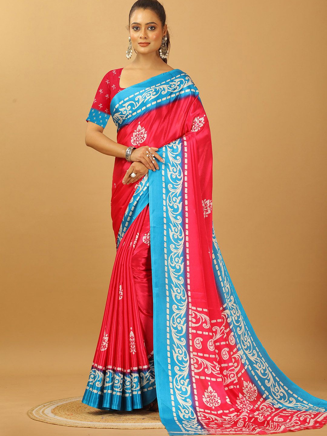 

VIRENDRA TEXTILES Ethnic Motifs Pure Crepe Saree, Pink