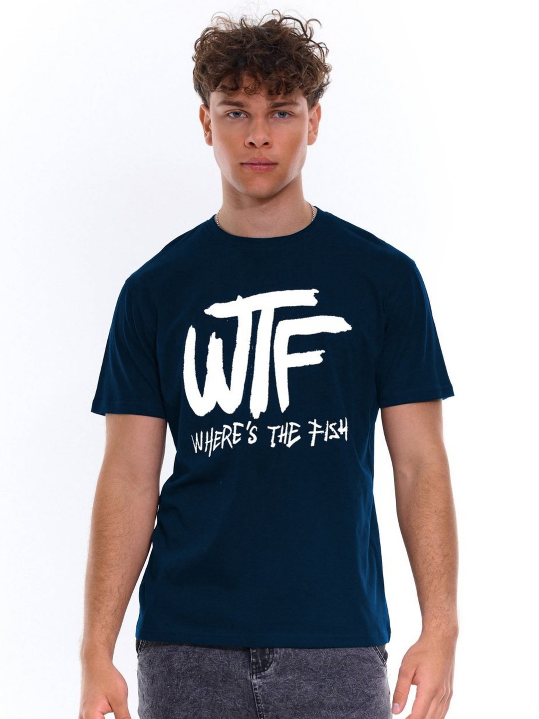 

BAESD Men Typography Printed Pockets T-shirt, Navy blue