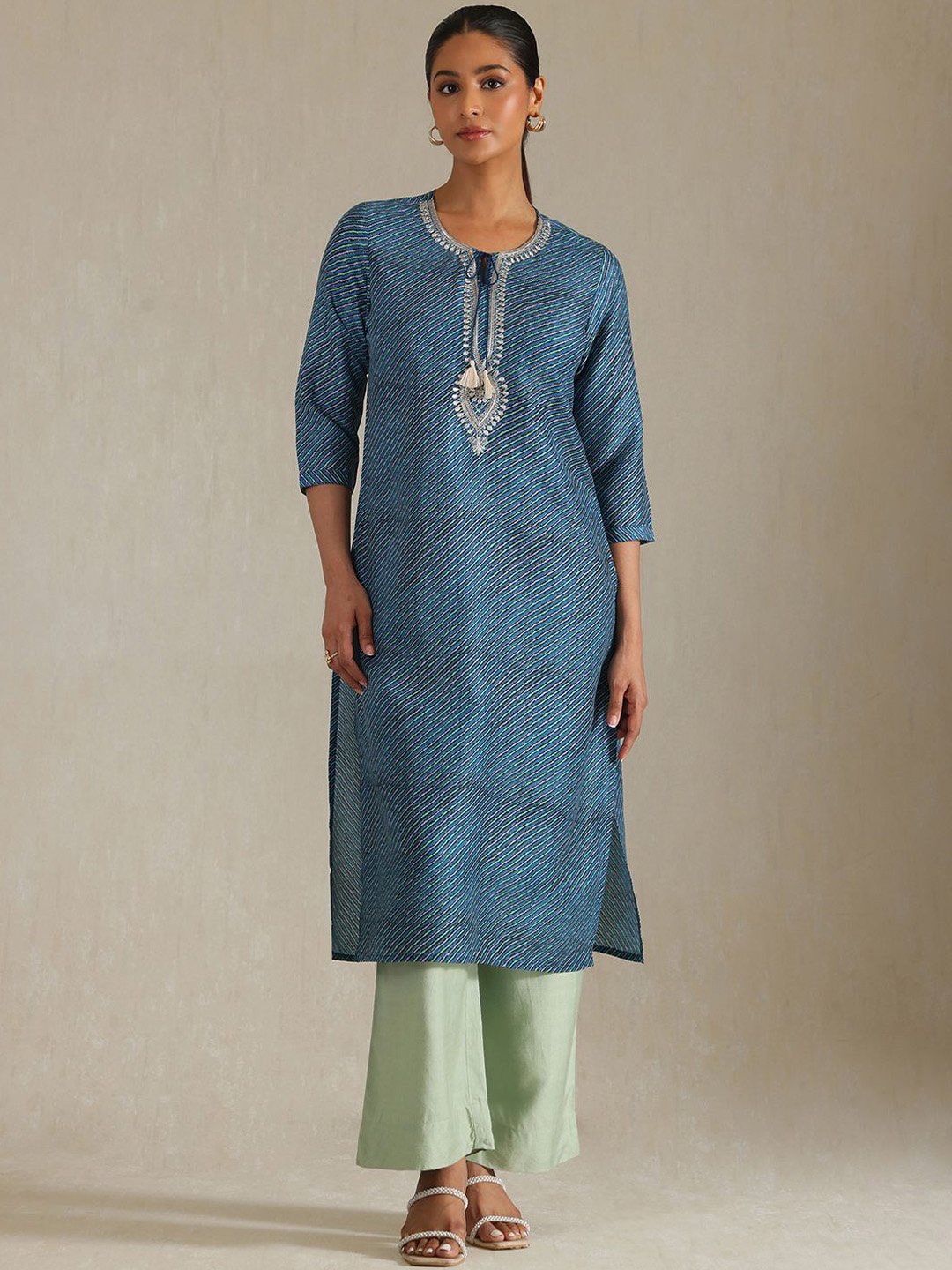 

Soch Leheriya Printed Tie-Up Neck Straight Kurta, Blue