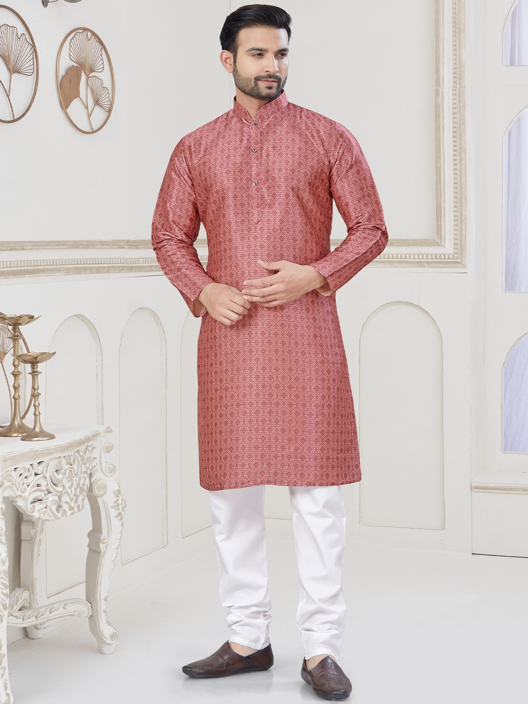 

OUTLUK Ethnic Motifs Woven Design Mandarin Collar Silk Straight Kurta, Peach