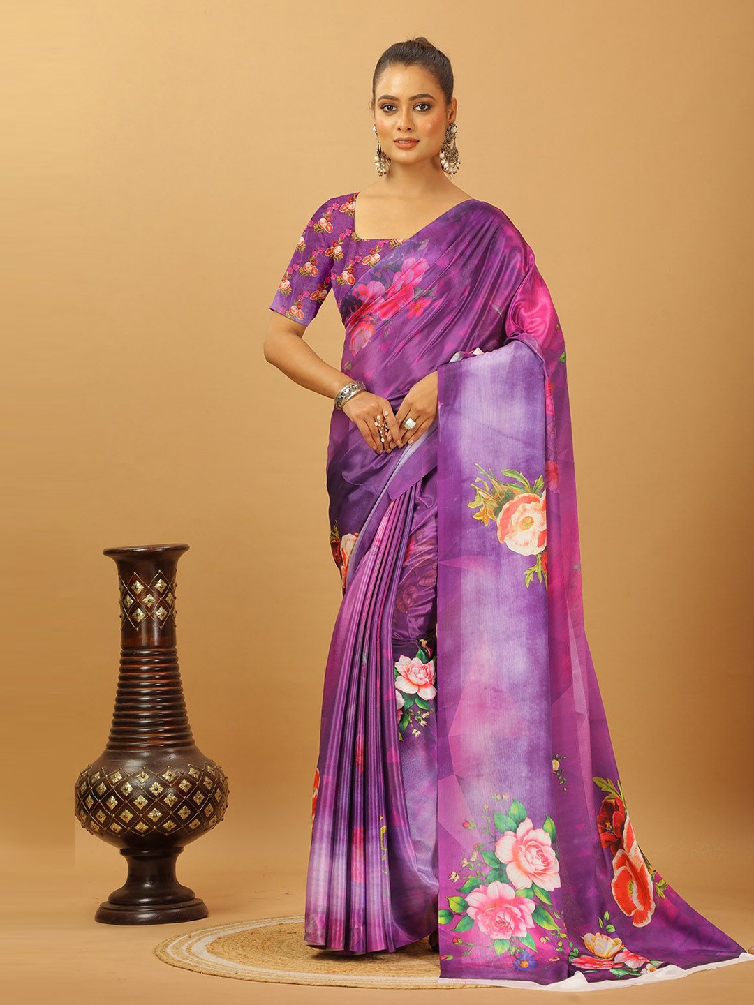 

VIRENDRA TEXTILES Floral Pure Crepe Saree, Purple