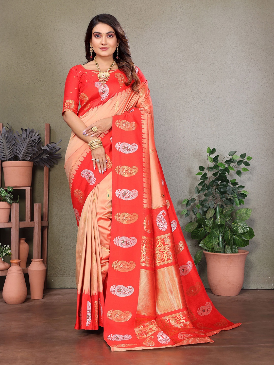 

VEECHIS Printed Weaving Border Zari Banarasi Saree, Beige