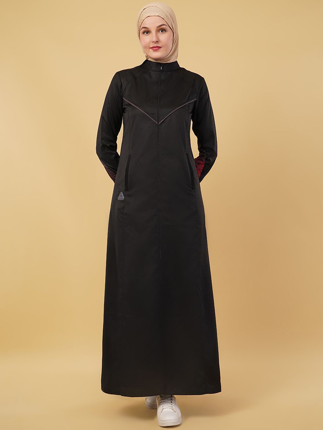 

IDH London Printed Jilbab With Scarf, Black