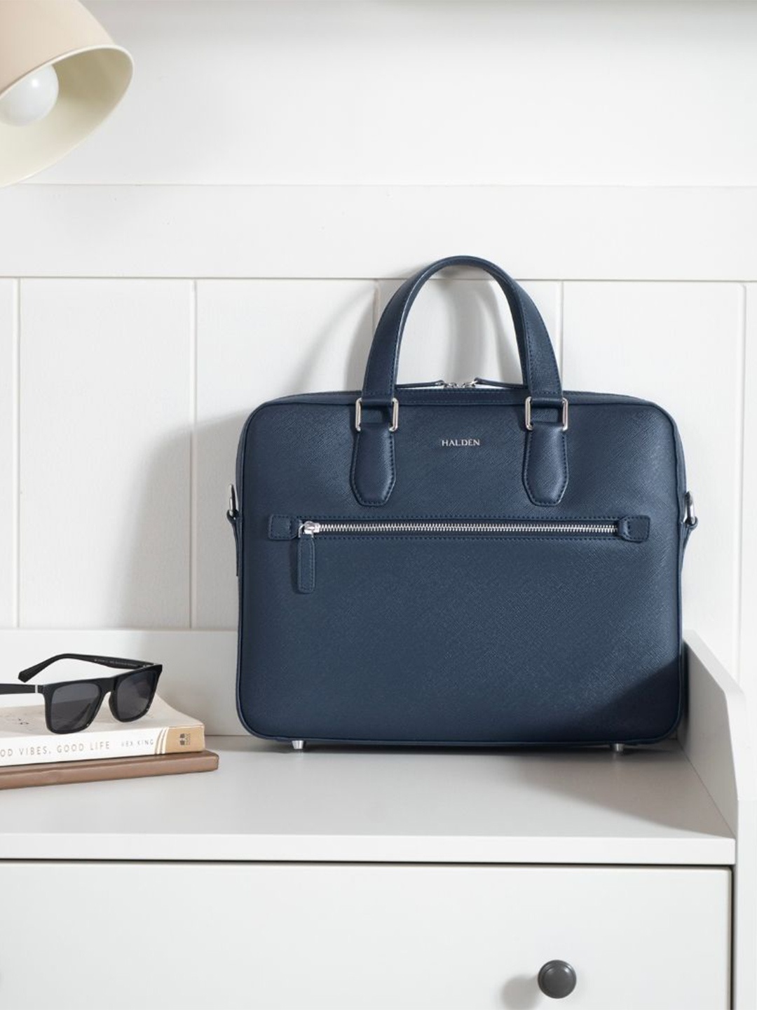 

HALDEN Unisex Leather Laptop Bag, Blue