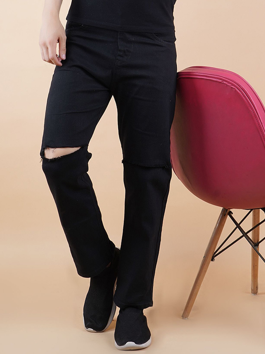 

LINARIA Men Cotton Classic Relaxed Fit Jeans, Black