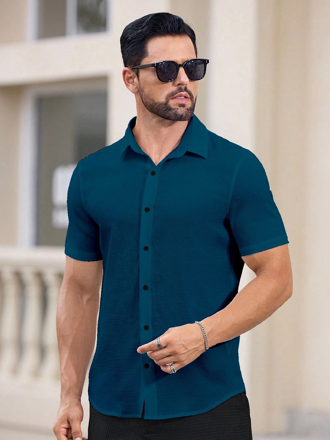 

Metronaut Men Regular Fit Spread Collar Textured Casual Shirt, Teal