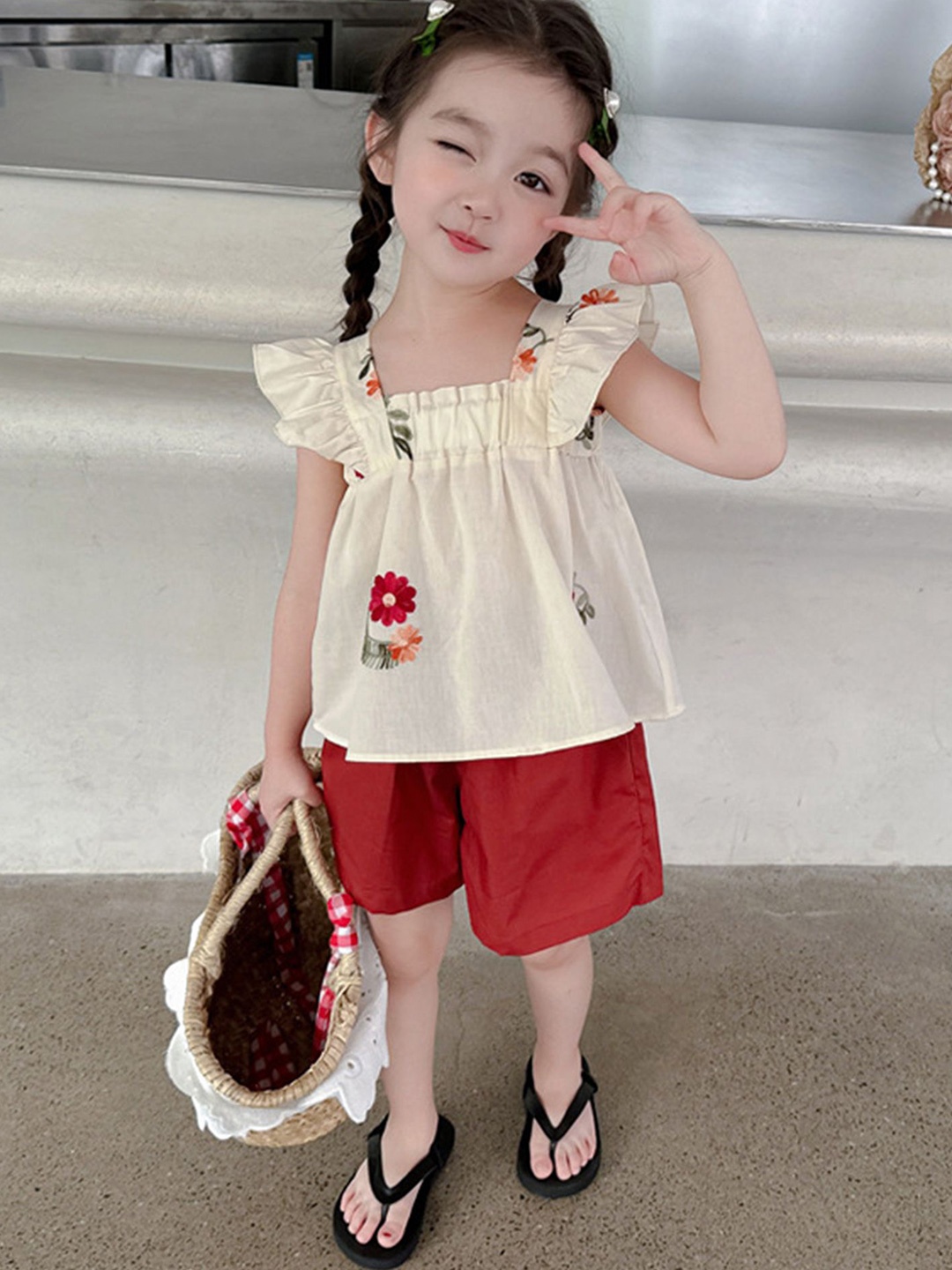 

LULU & SKY Girls Embroidered Top with Shorts, Cream