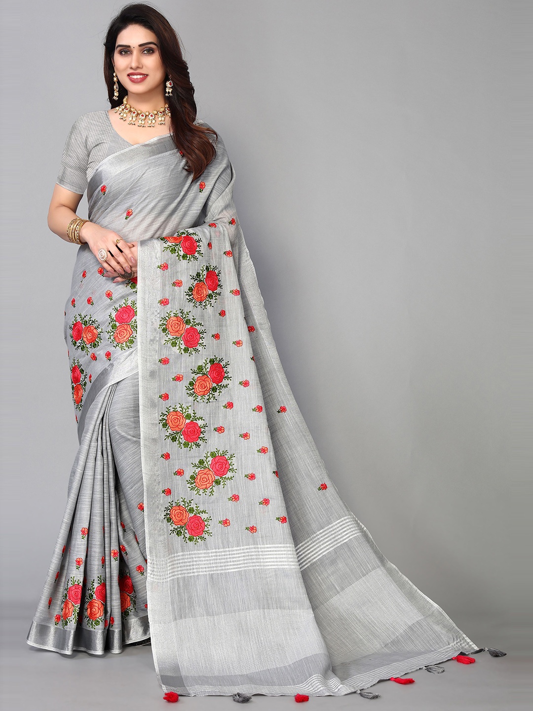 

VIRENDRA TEXTILES Floral Pure Cotton Saree, Grey