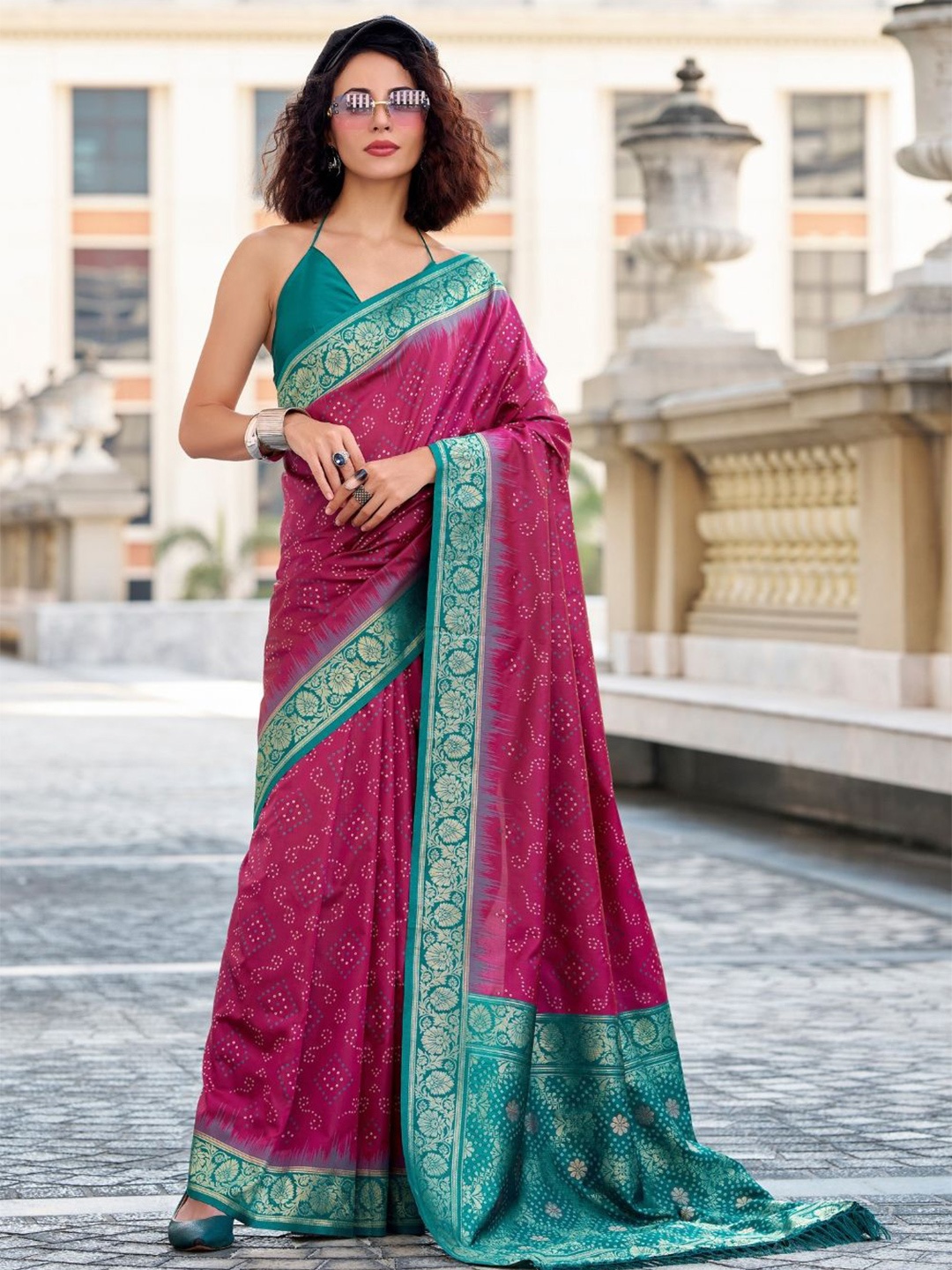 

DEVATITHI Bandhani Zari Silk Blend Banarasi Saree, Maroon