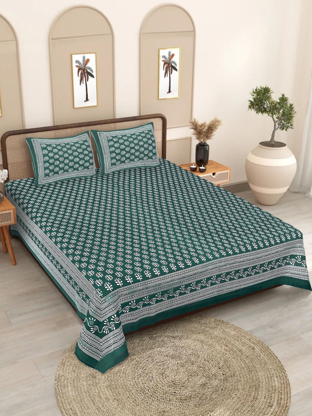 

Texstylers Green Floral Printed Cotton 186TC Queen Size Bedsheet Set 2.08 m x 2.28 m