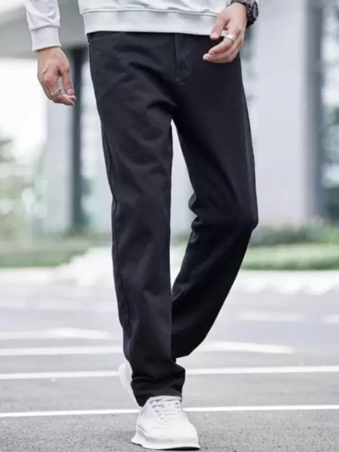 

Linaria Men Classic Regular Fit Mid-Rise Clean Look Stretchable Jeans, Black