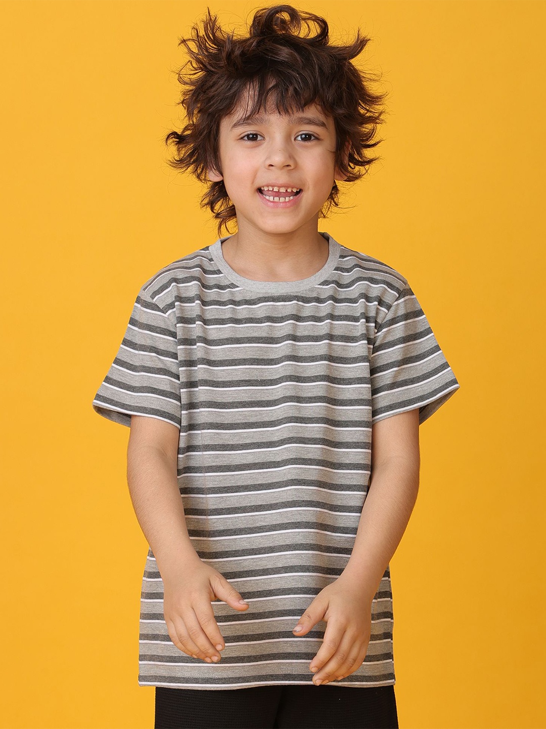

Anthrilo Boys Striped Pockets T-shirt, Grey