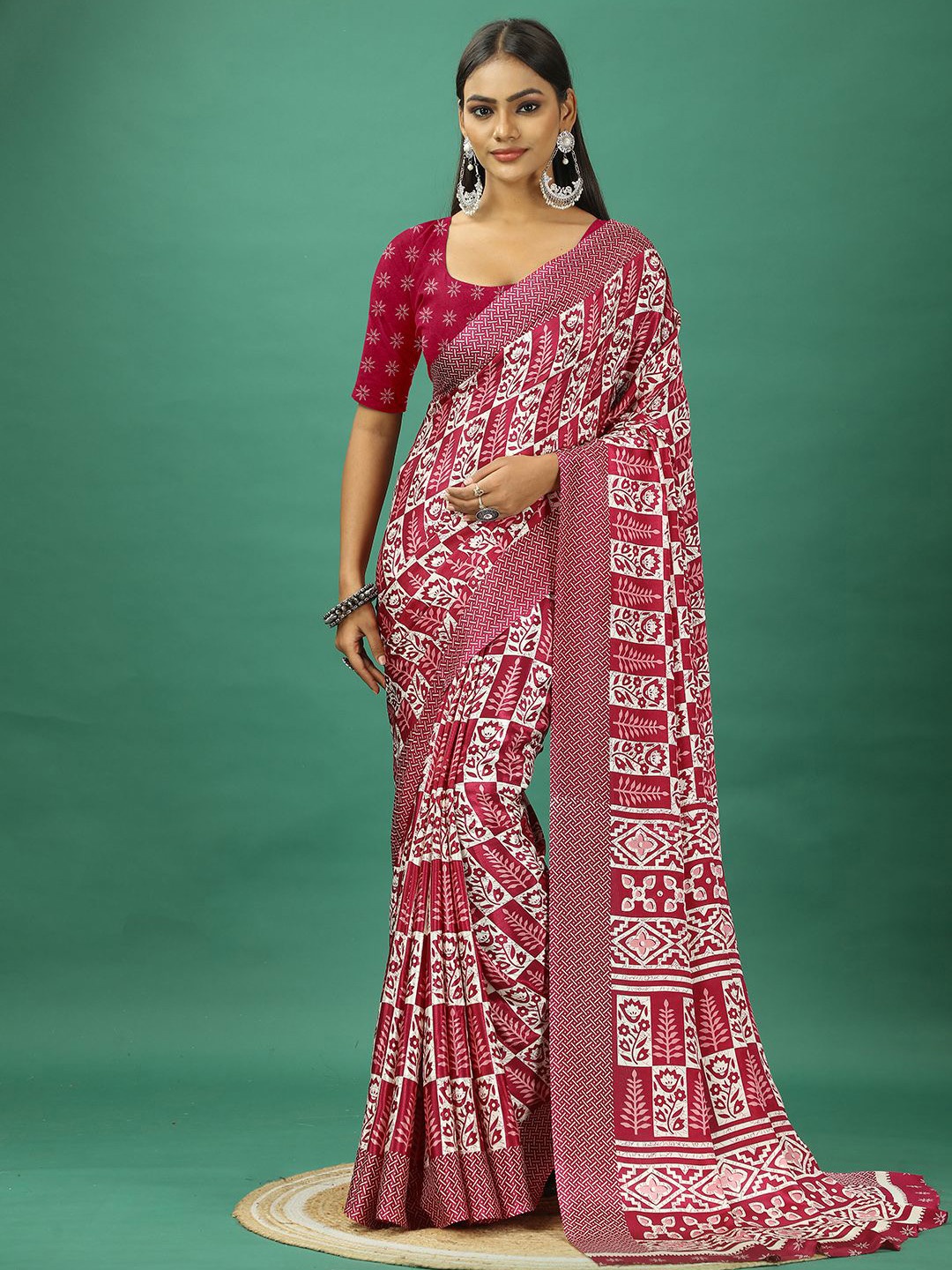 

VIRENDRA TEXTILES Ethnic Motifs Printed Pure Crepe Saree, Pink
