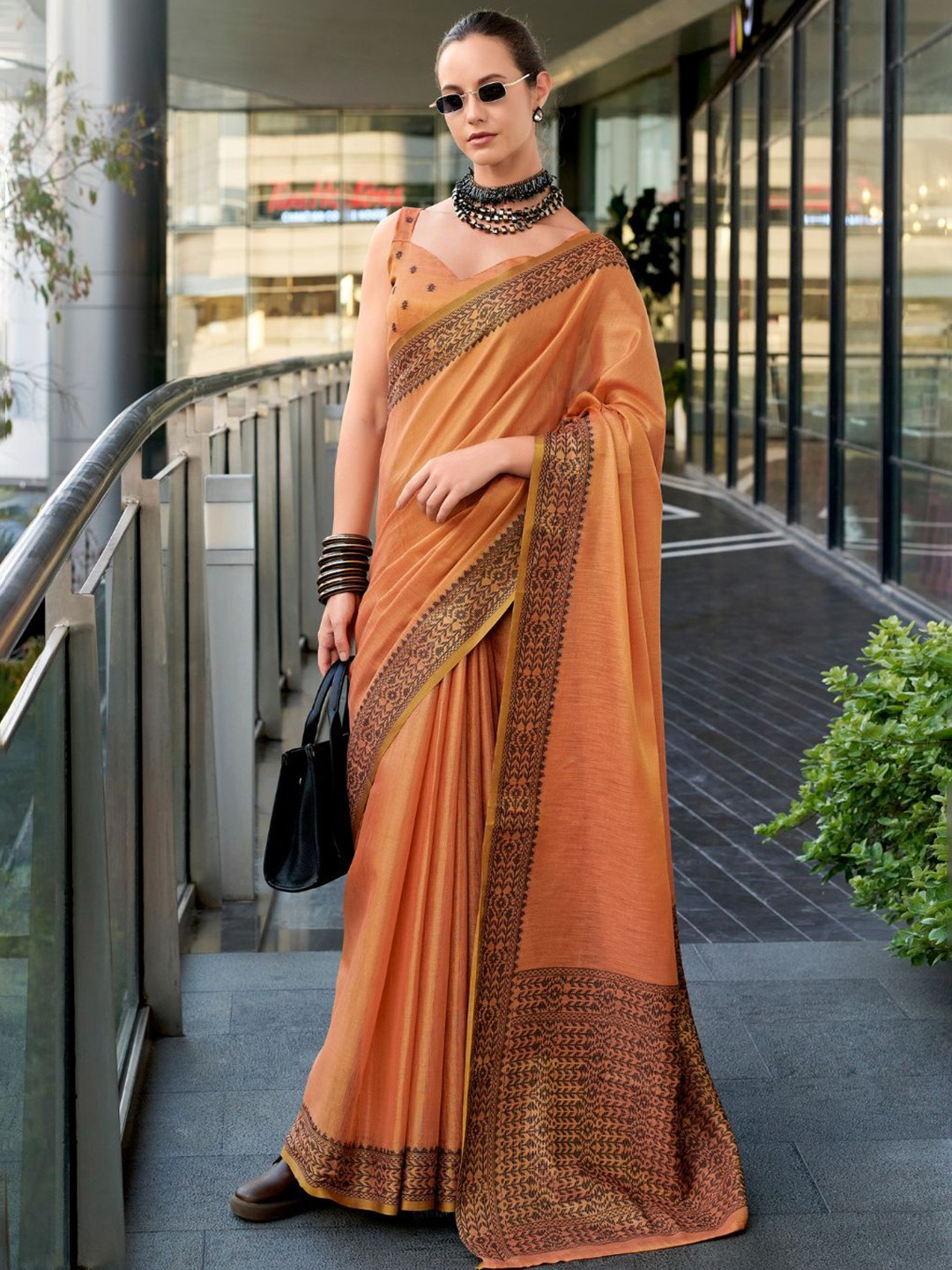 

DEVATITHI Linen Blend Saree, Orange