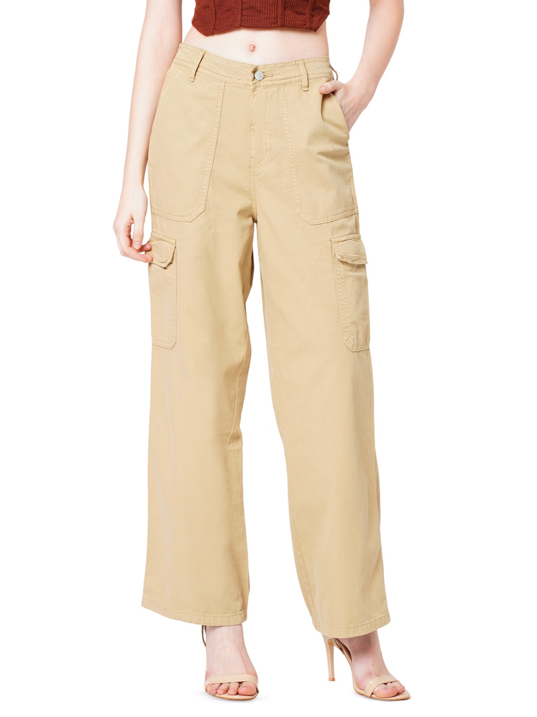 

Kraus Jeans Women High-Rise Cotton Cargos, Beige