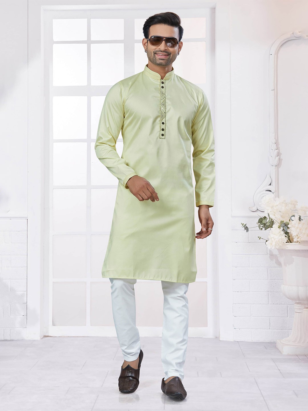 

OUTLUK Mandarin Collar Thread Work Cotton Straight Kurta, Yellow