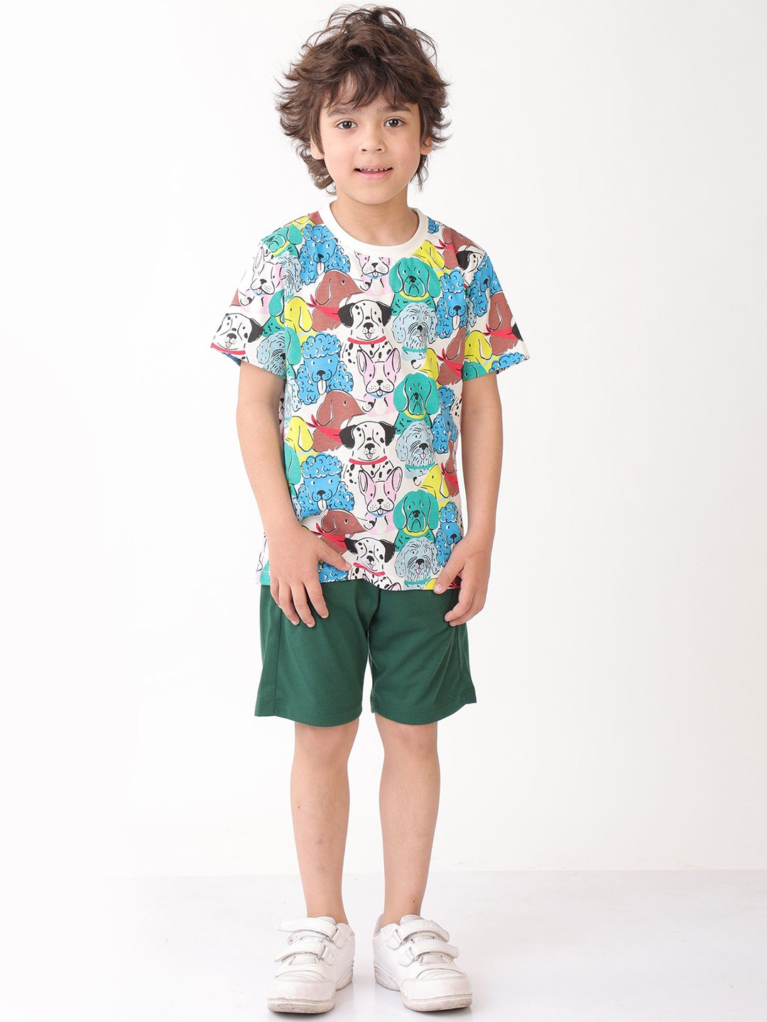 

Anthrilo Printed T-Shirt With Shorts Clothing Set, White
