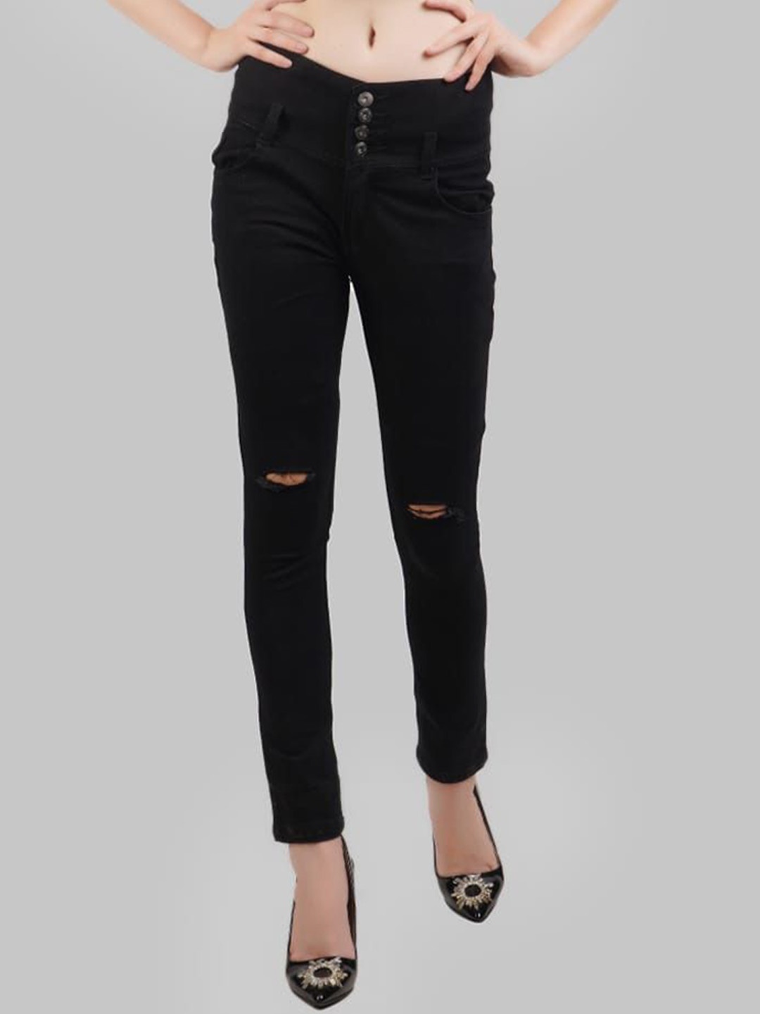 

LINARIA Women Classic Tapered Fit Slash Knee Jeans, Black