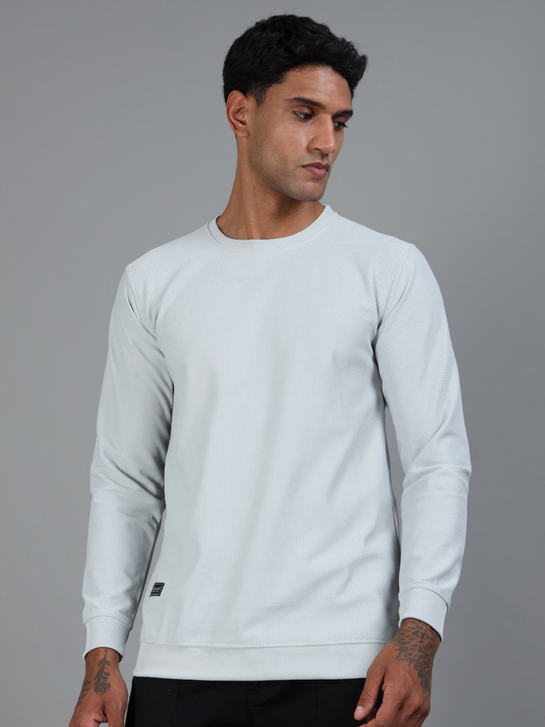

BLUE ARC Men T-shirt, Grey