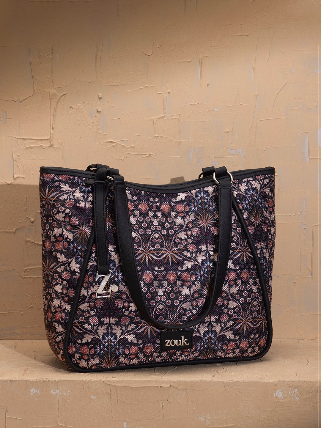 

ZOUK Women Floral Printed Structured Shoulder Bag, Black
