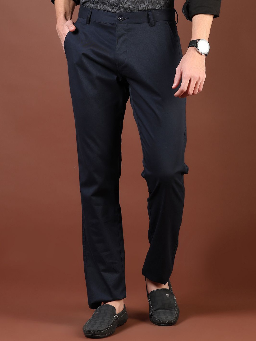 

V-Mart Men Mid-Rise Chinos, Navy blue