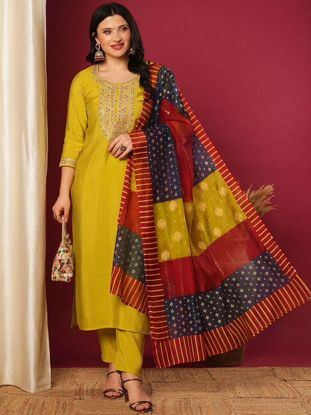 

KALINI Ethnic Motifs Yoke Design Straight Kurta with Trousers & Dupatta, Green