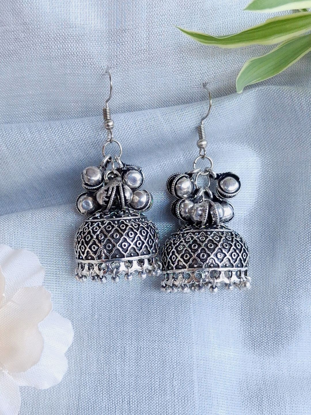 

HOPMEE Silver-Plated Dome Shaped Oxidised Jhumkas Silver-Plated Jhumkas
