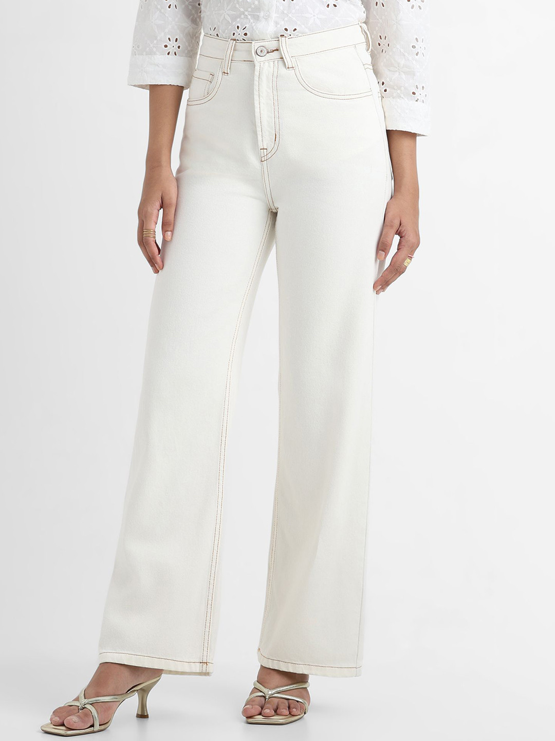 

YUVAKAA Women Mid-Rise Wide Leg Jeans, White