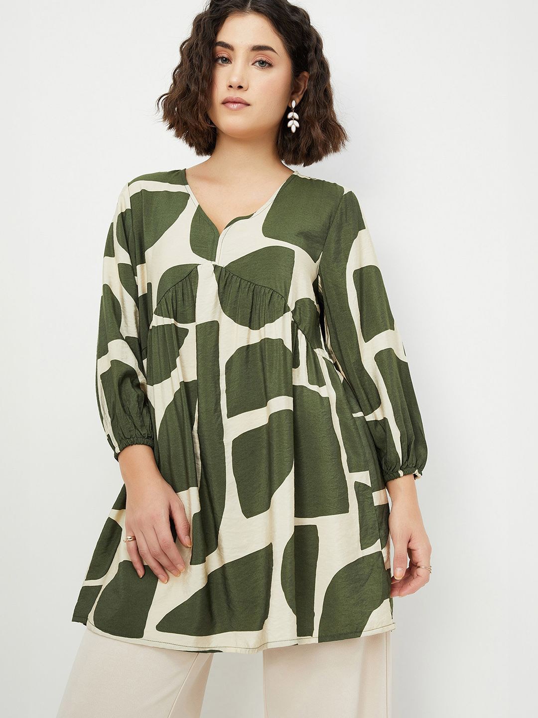 

max Women V-Neck Puff Sleeves Printed Tunic, Green