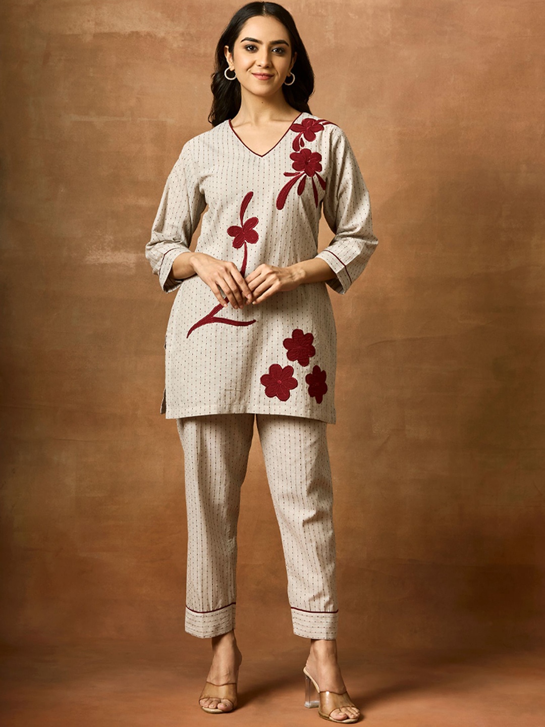 

WOMEN PLUS Safar Spring Summer 2025 Merino Patch-Embroidered Pure Cotton Co-Ord Set, Grey