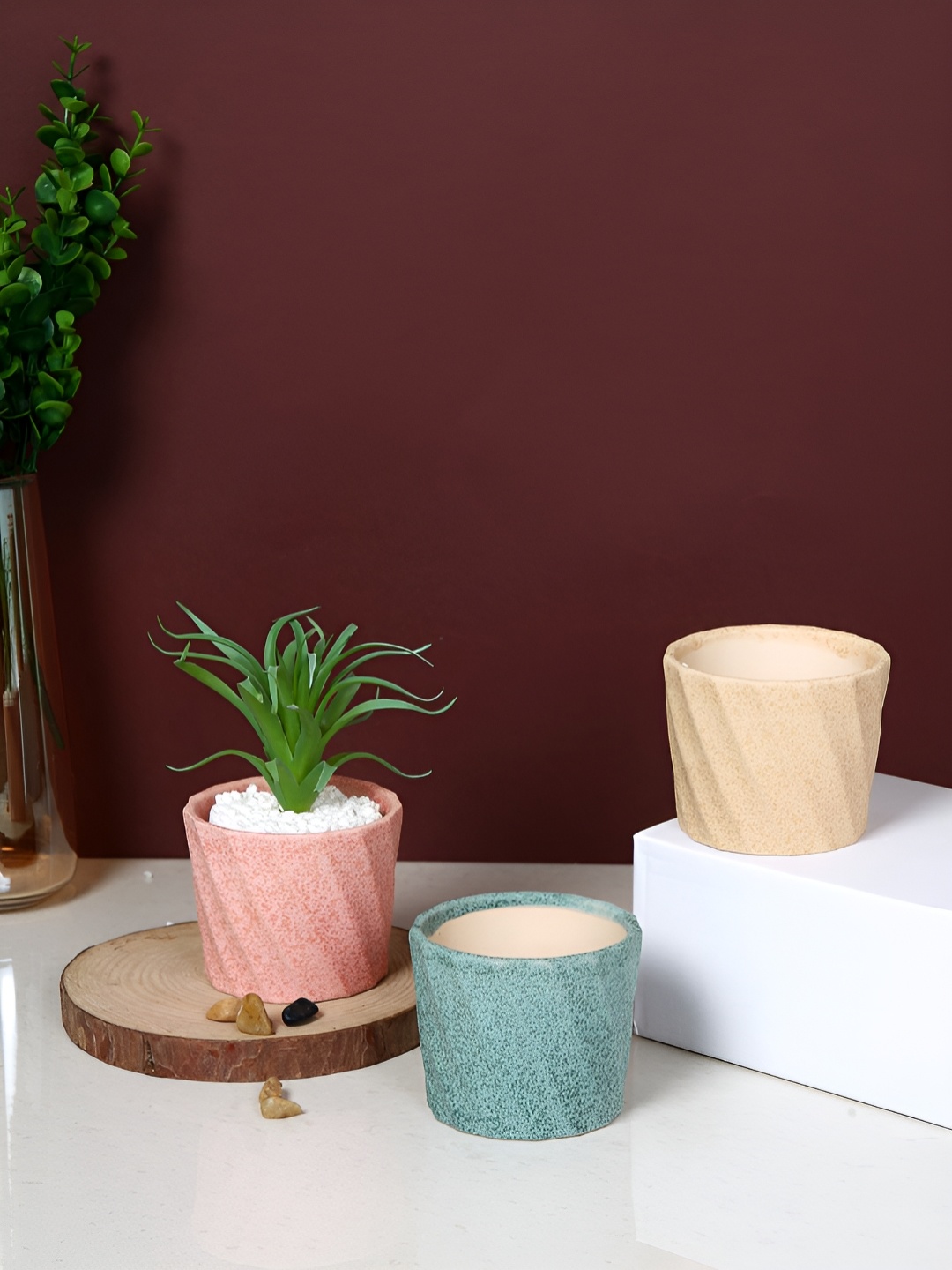 

TAYHAA Beige & Pink 3 Pieces Textured Ceramic Flower Planters