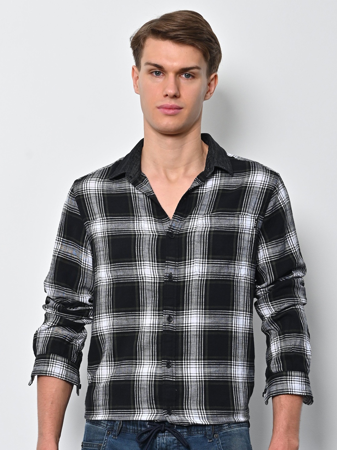 

POE Men Slim Fit Spread Collar Tartan Checked Cotton Casual Shirt, Black