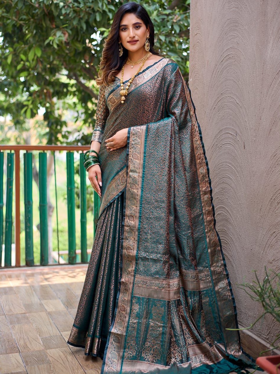 

House of Pataudi Woven Design Saree, Green