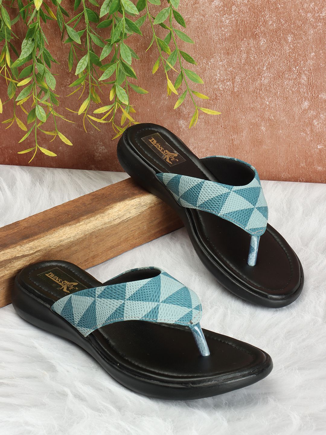 

TWINSSHOE Women Blue Casual Open Toe Flats