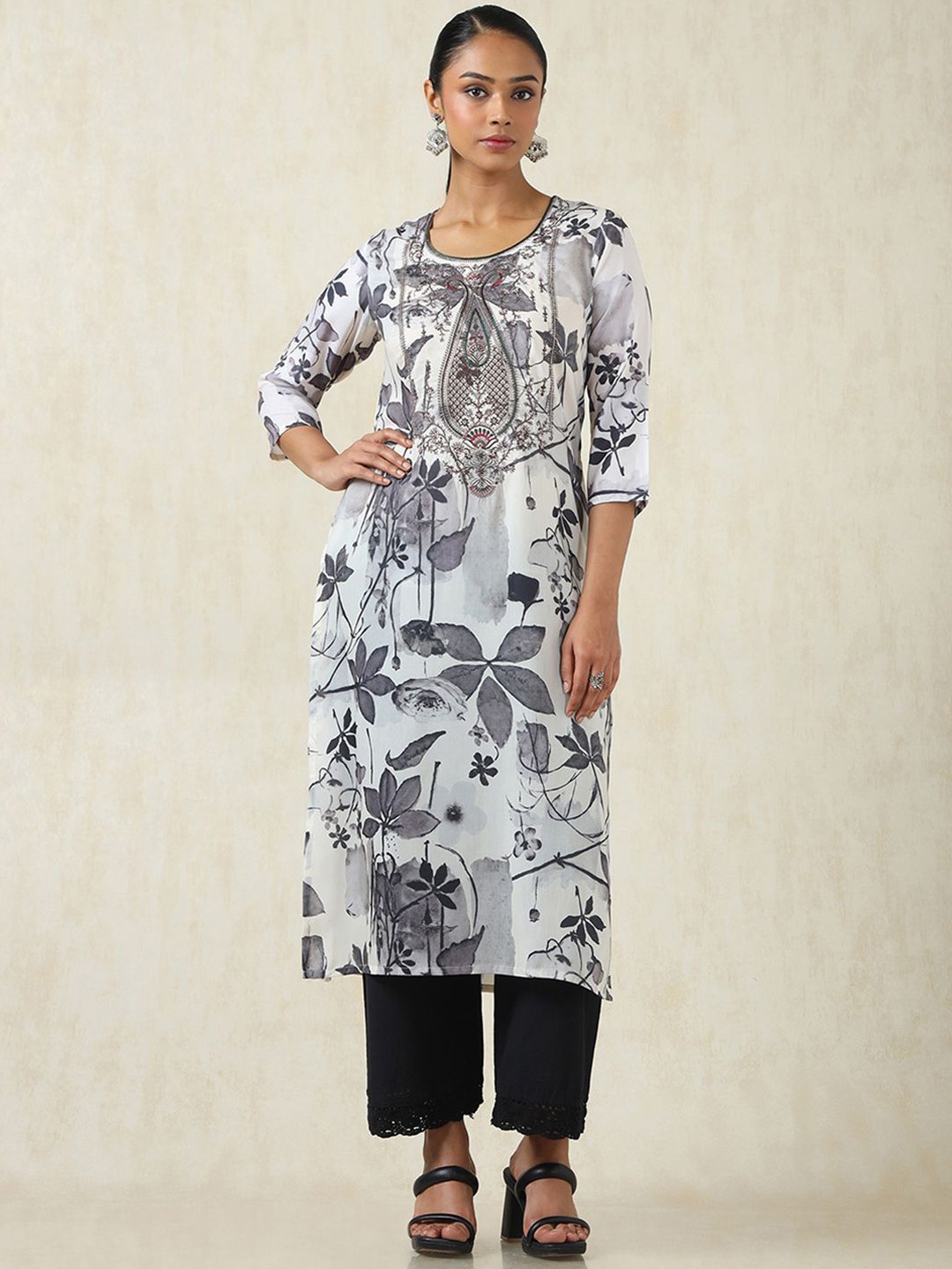 

Soch Floral Printed Round Neck Thread Work Straight Kurta, Off white
