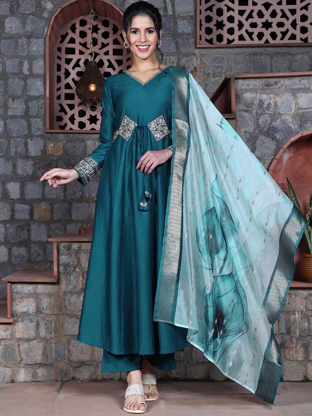 

Sangria Embroidered Anarkali Kurta Palazzo With Digital Print Dupatta, Teal