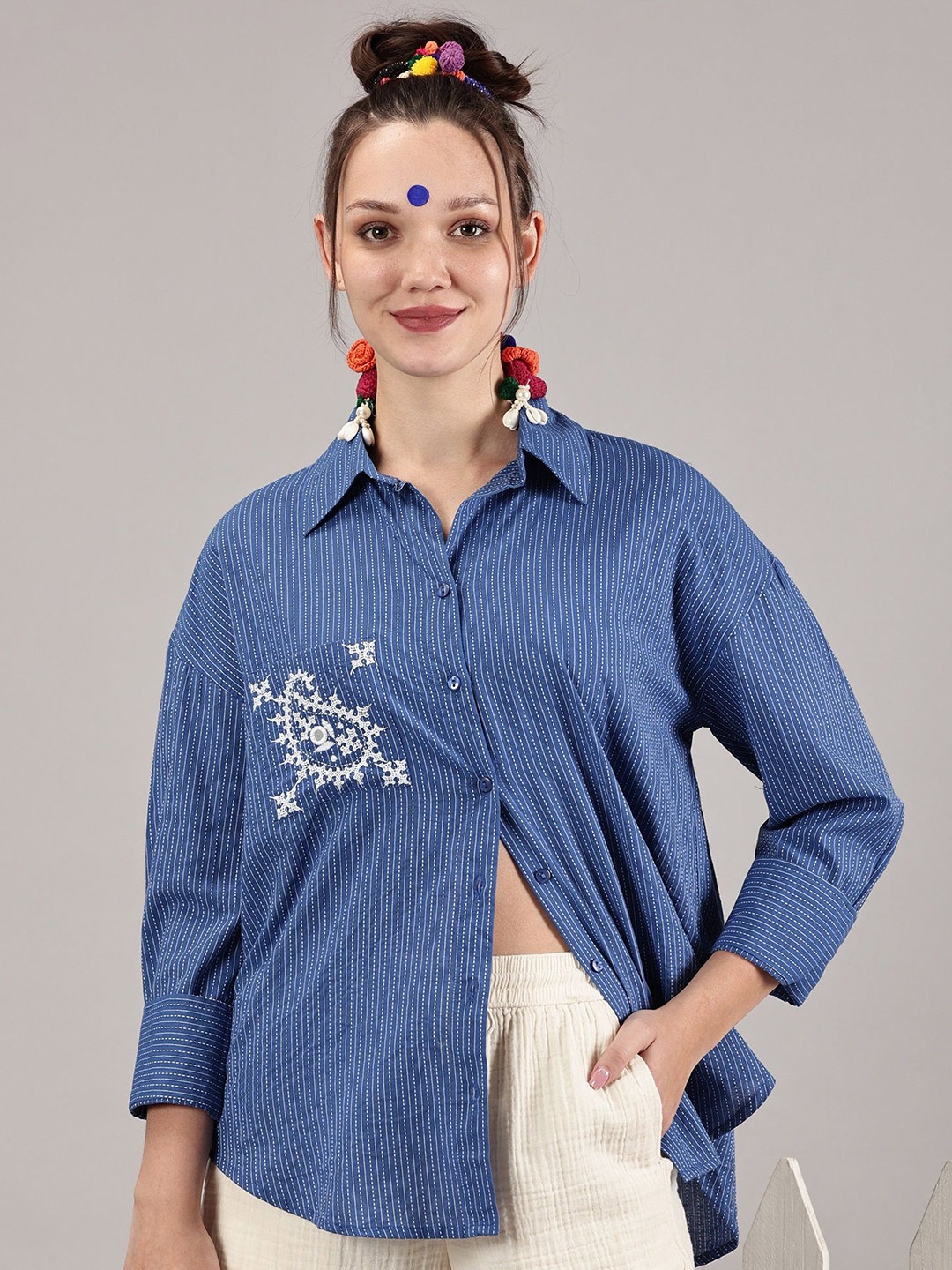 

KAPASRITI Women Relaxed Oversized Fit Spread Collar Vertical Striped Cotton Casual Shirt, Blue