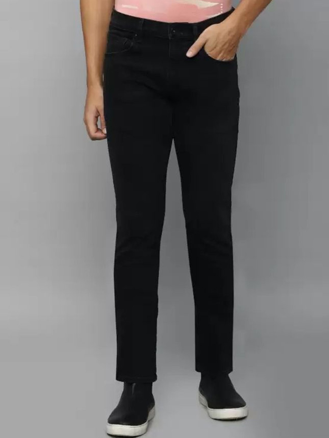 

LINARIA Men Cotton Classic Mid-Rise Regular Fit Jeans, Black