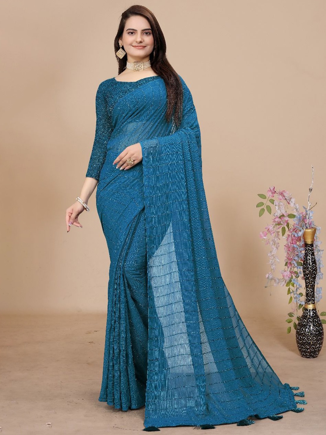 

SUNDREESAREE Embellished Saree With Unstitched Blouse Piece, Teal