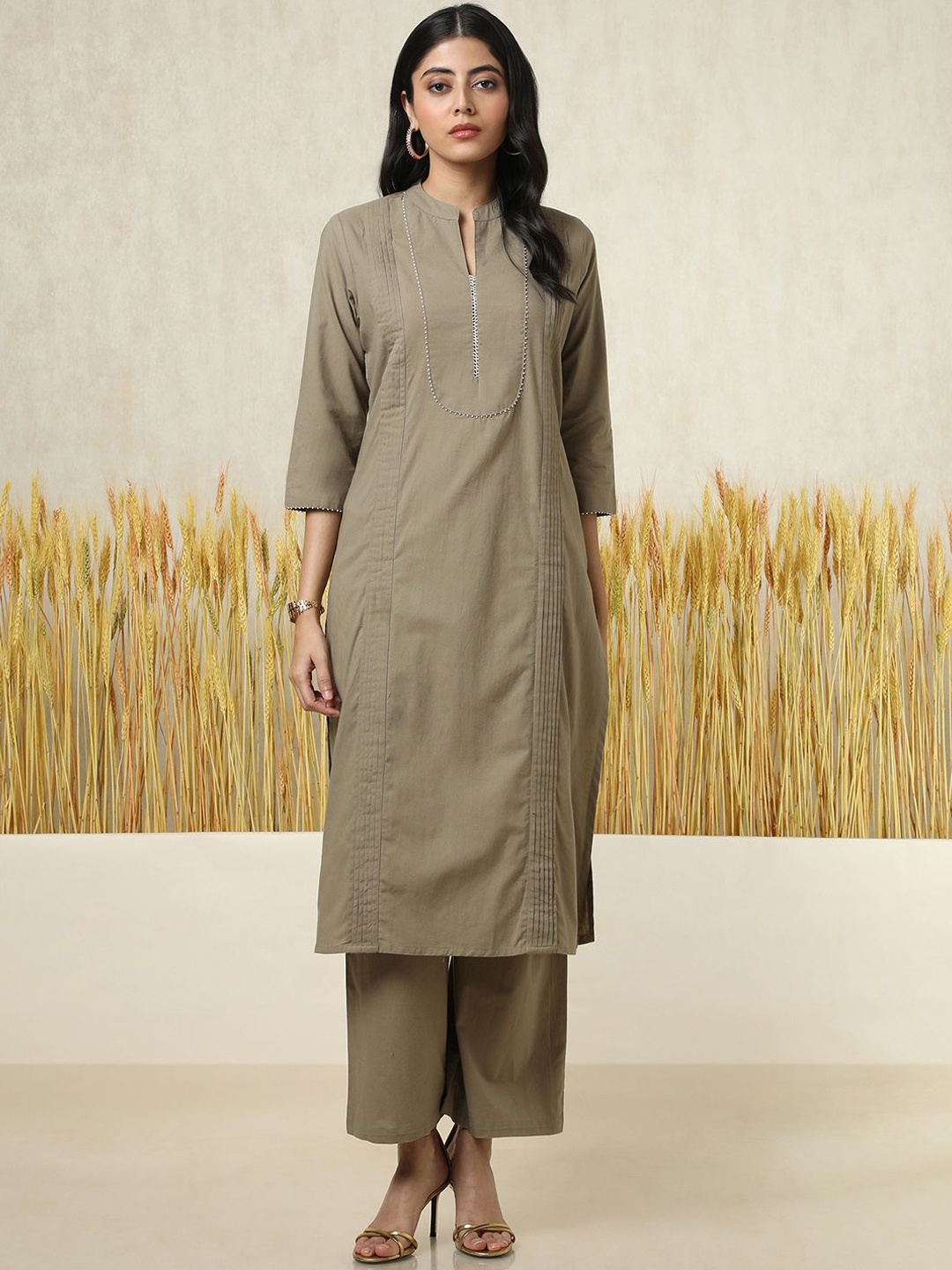 

Soch Self Design Mandarin Collar Pleated Straight Kurta With Palazzos, Brown