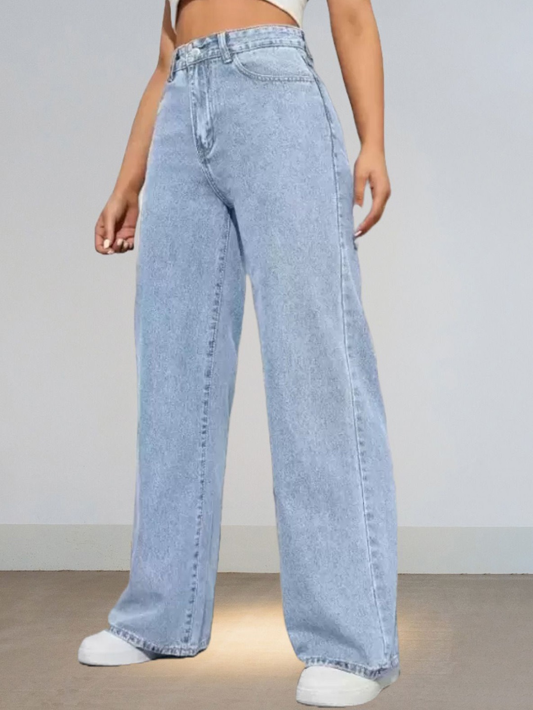 

LINARIA Women Classic Jogger Low Distress Heavy Fade Jeans, Blue